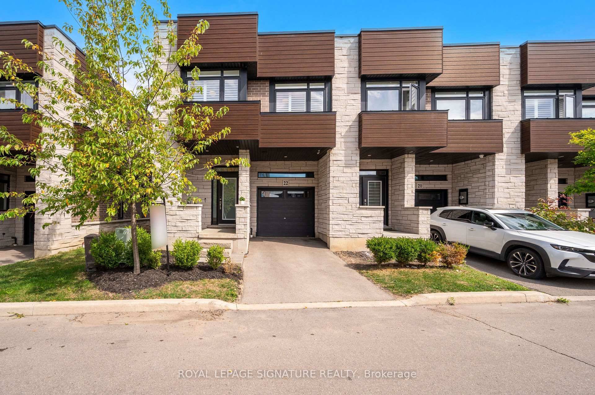 The Ultimate Luxury EXECUTIVE townhouse CORNER Unit like SEMI in Stoney Creek by Losani Homes !