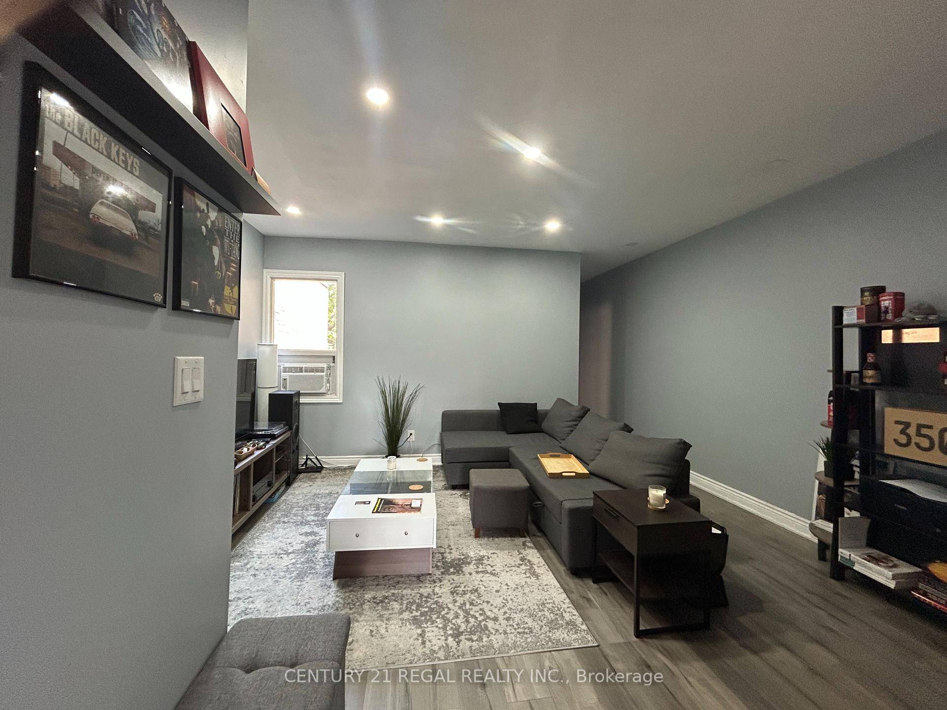 SPACIOUS TWO BEDROOM APARTMENT FOR RENT ON BUSTLING BLOOR WEST COMES WITH A PRIVATE, QUIET BACKYARD.