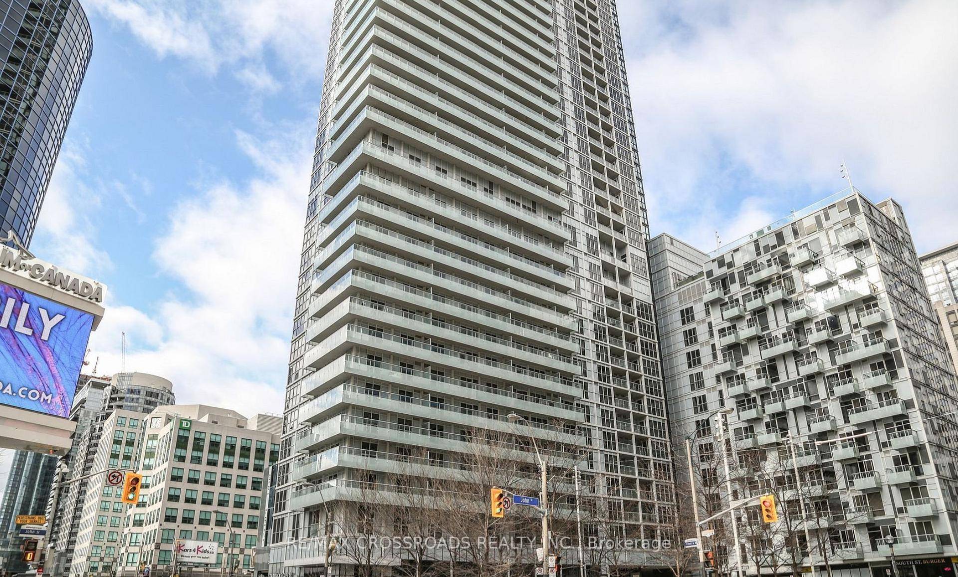 Iconic Tridel 300 Front Condo located just steps from the Entertainment District, Convention Centre, Union Station, Rogers Centre, The Well, TTC subway and streetcars, and much much more.