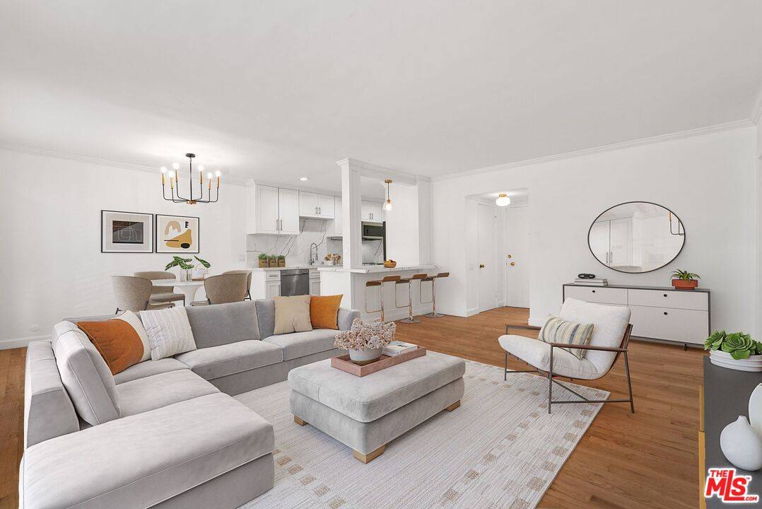 7270   Hillside Ave 1BR Hollywood Hills East La