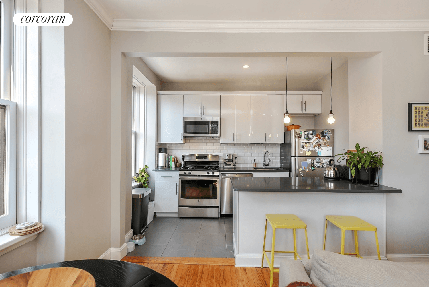 Newly renovated true three bedroom apartment in prime Fort Greene.