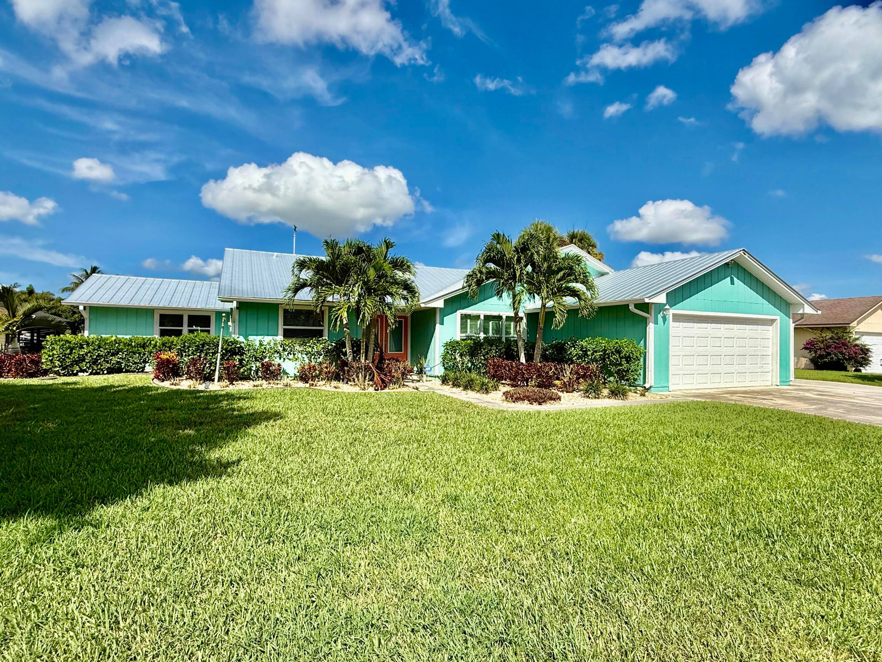 Rare Opportunity ! Boaters Dream home !