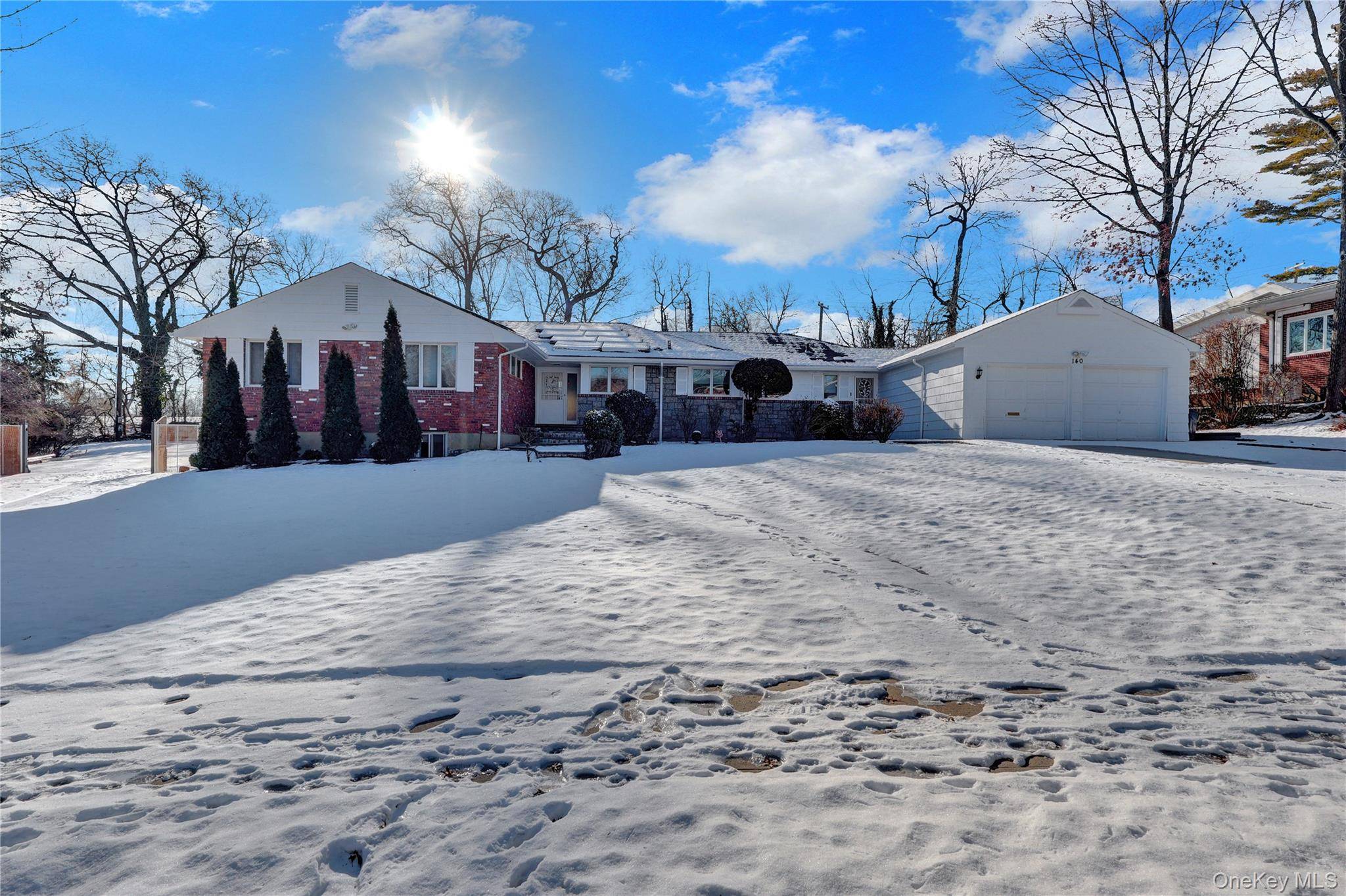 Welcome to this beautiful ranch style home in Hempstead.