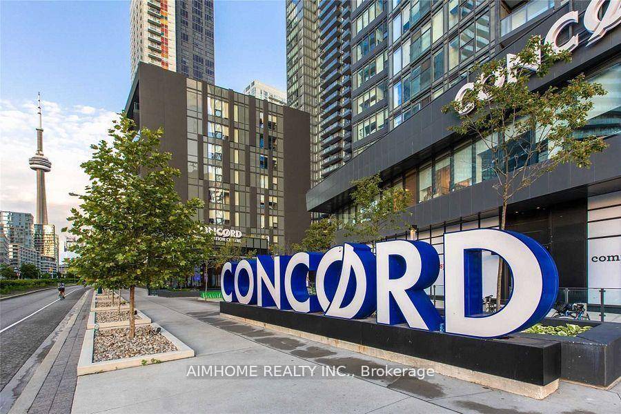 Stuning 2 Bdrm 2 Bthrm Suite In The Heart Of Downtown Waterfront with Beautiful views Of CN Tower, the City Skyline and Lake Waterfront.