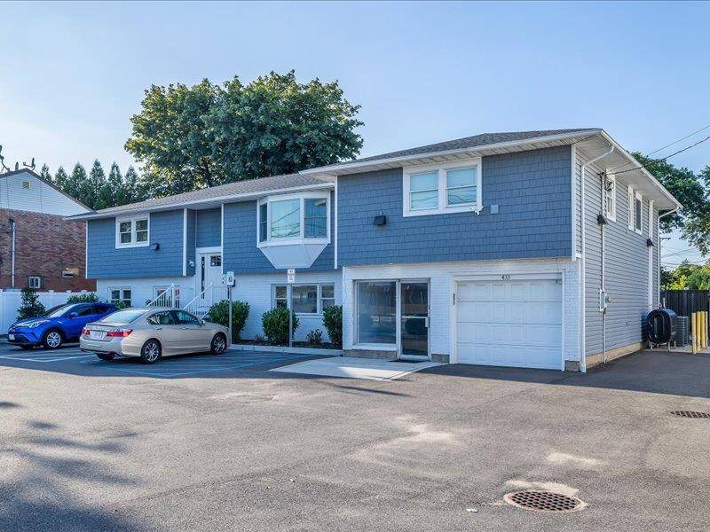 ALL UTILITIES INCLUDED Great Opportunity for Medical Professional, Small Law Firm, Accounting Firm, Construction Co.