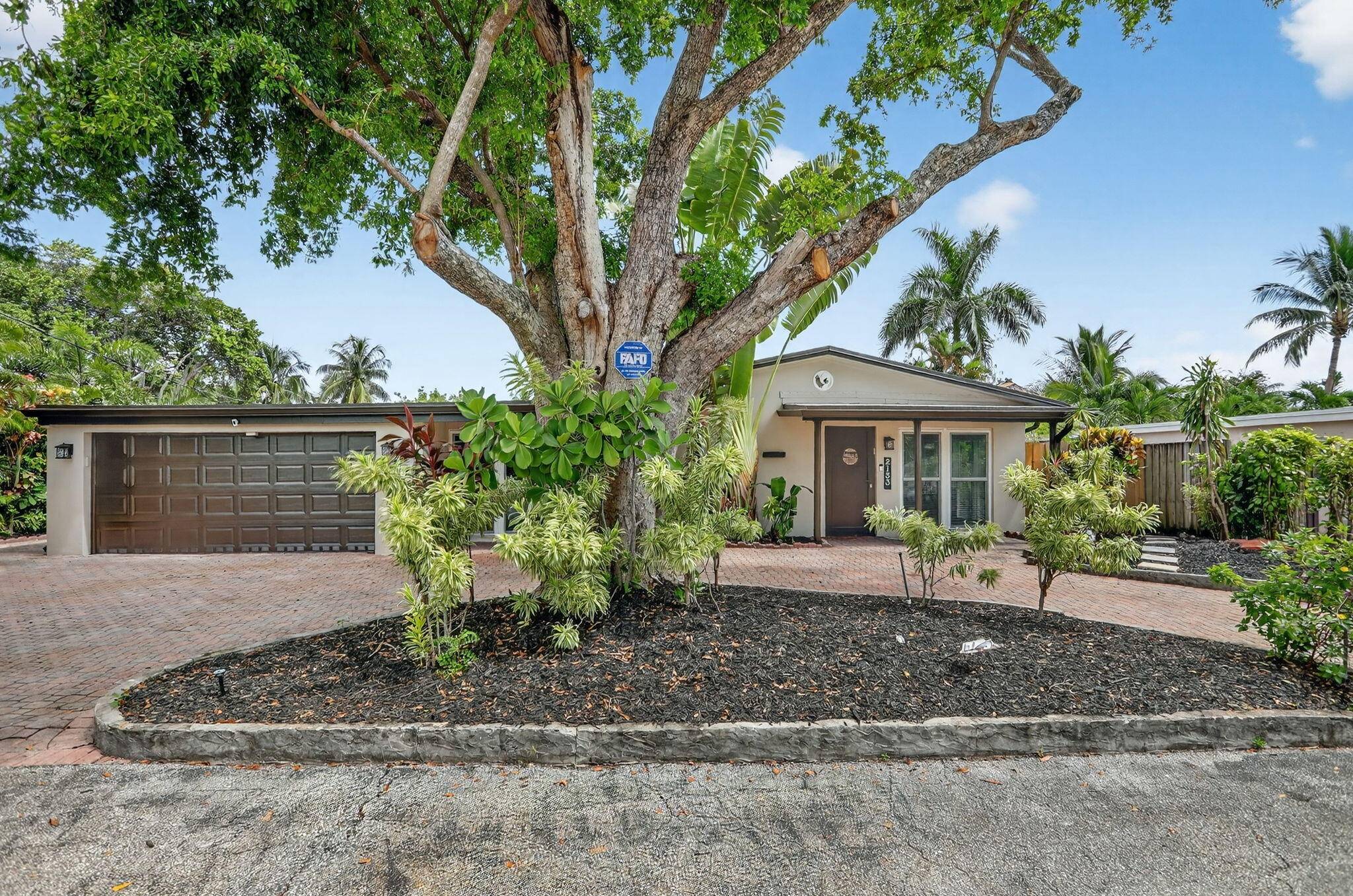 Welcome to your tropical retreat in Wilton Manors !