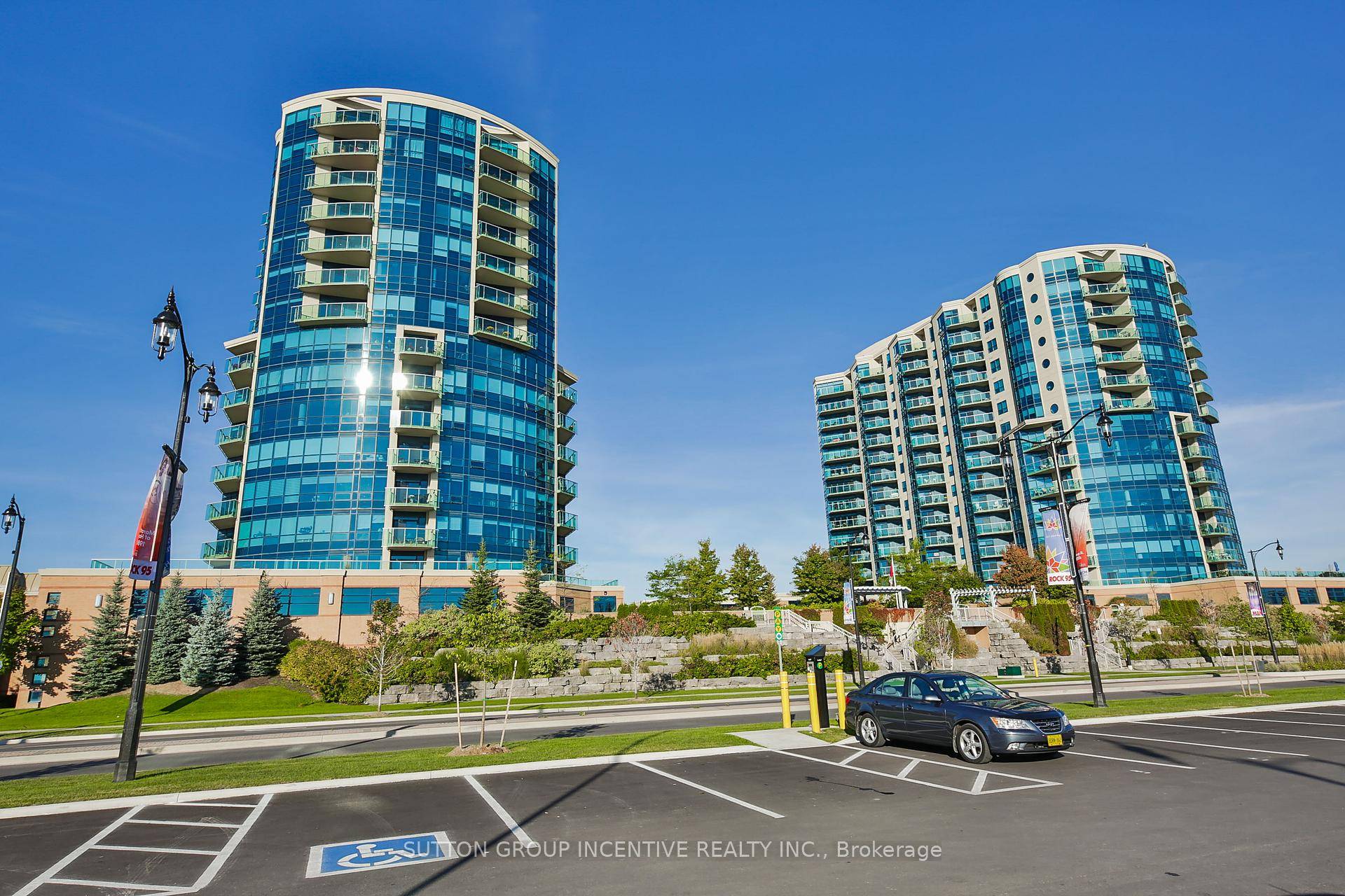 Here's your chance to live in the highly desirable Nautica Condo Building !