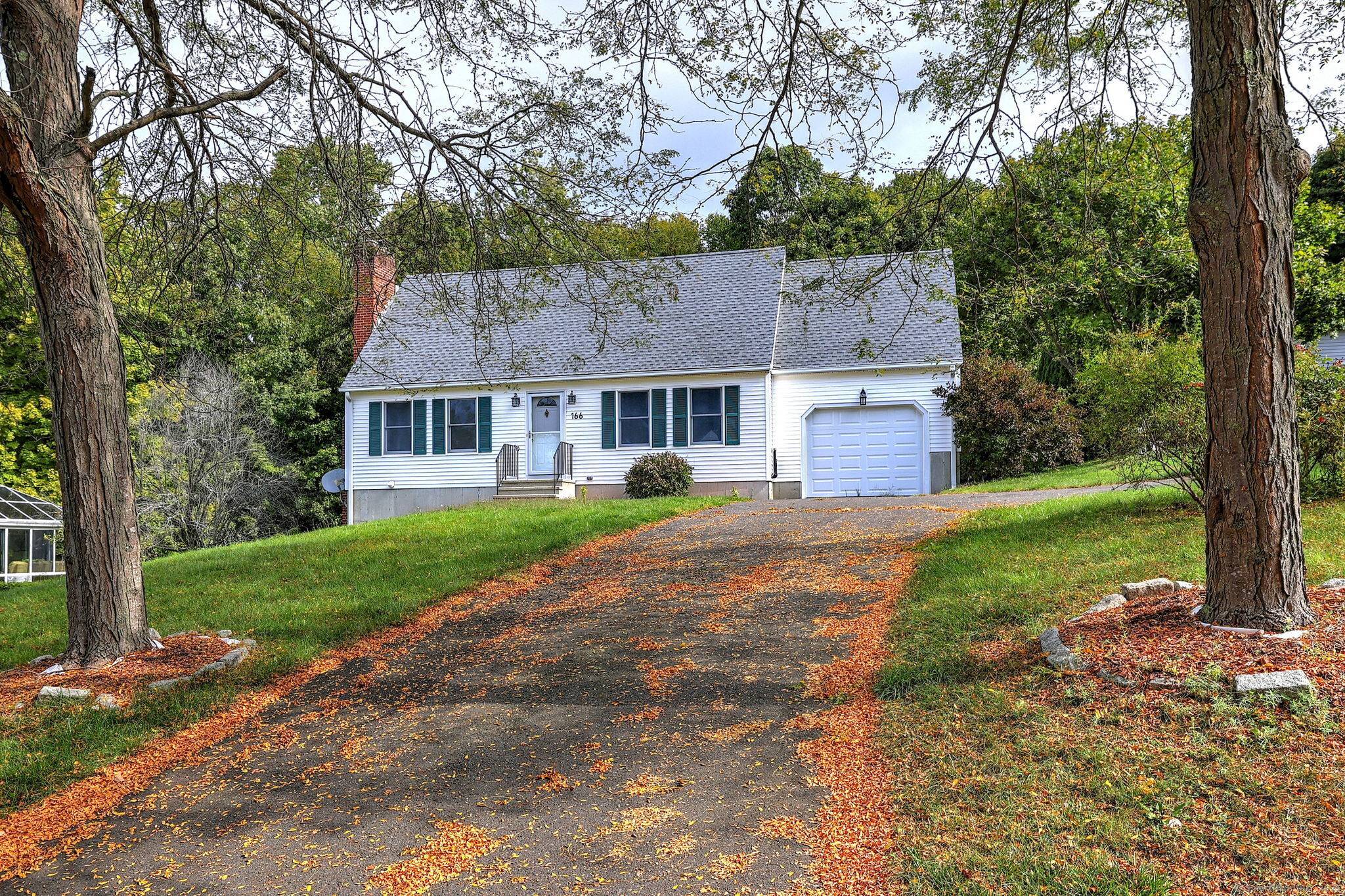 Welcome home to 166 Elizabeth Lane !