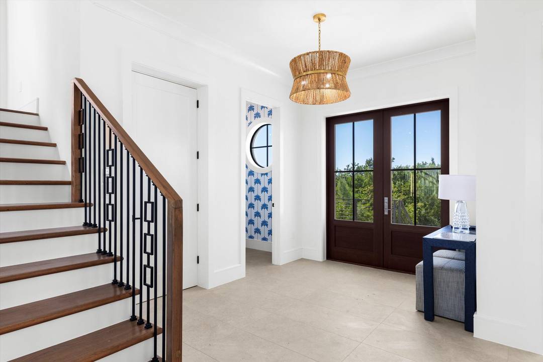 Introducing Seven Palms Cove, a one of a kind new construction community that redefines luxury island living.