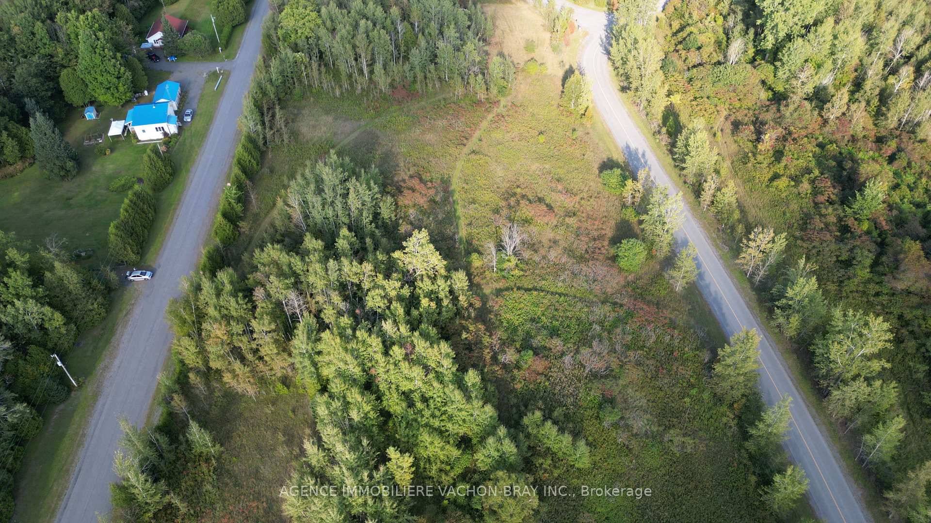 North Lancaster 1 acre 158' x 272' 43, 862 sf Welcome to the stunning Lancaster Heights !