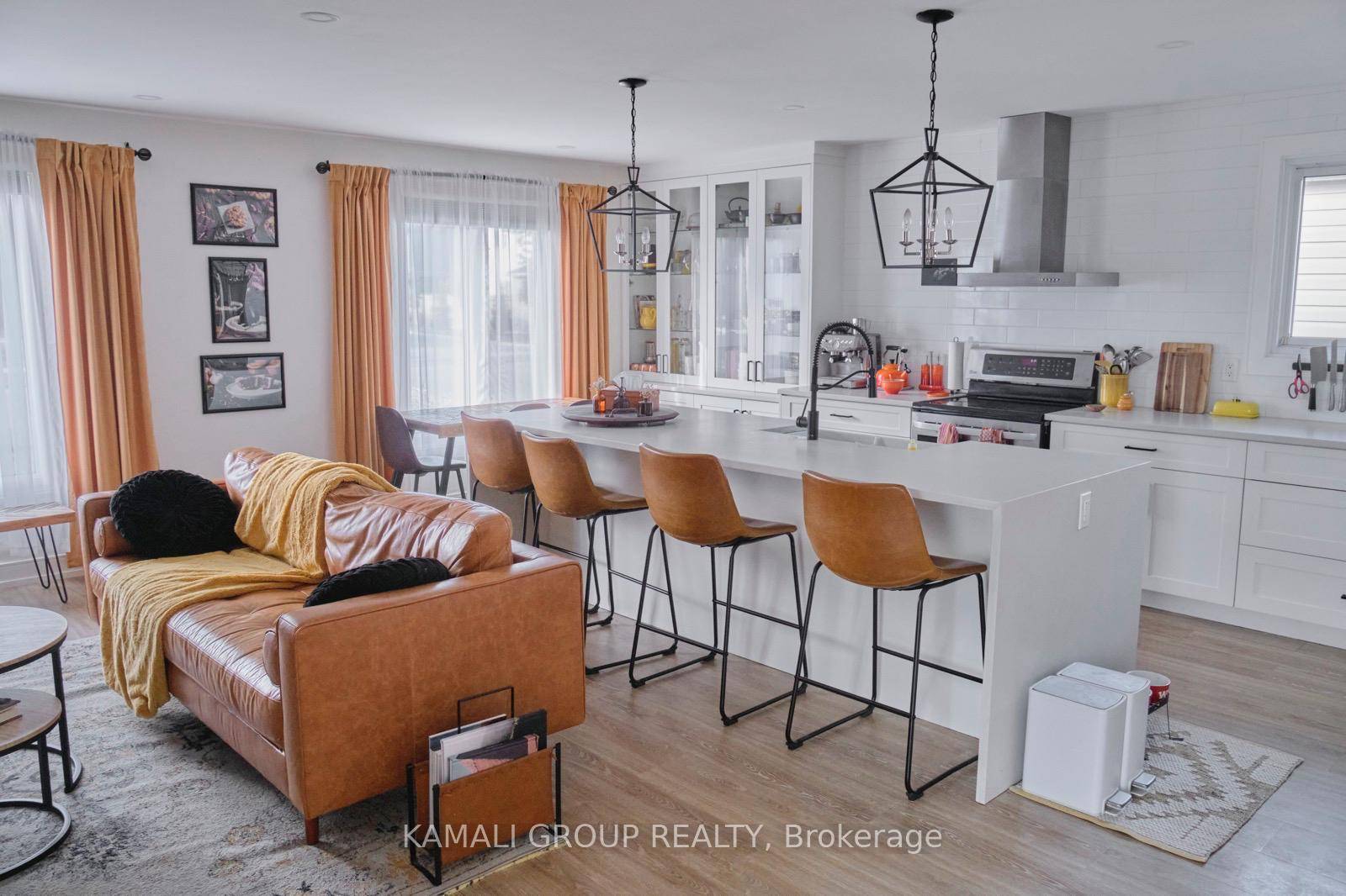 Rare Find ! ! Renovated With 3 Bedrooms !