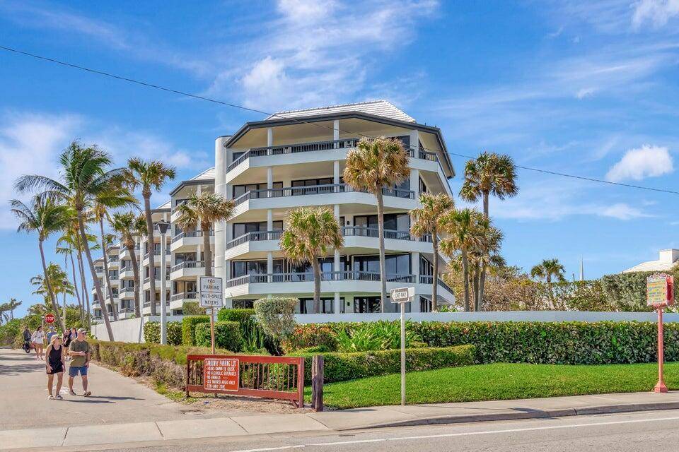 Steps from the beach and only moments from vibrant Atlantic Avenue, 120 S Ocean Blvd has it all.