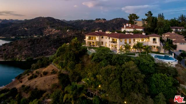 1940  BEL AIR RD Bel Air LA