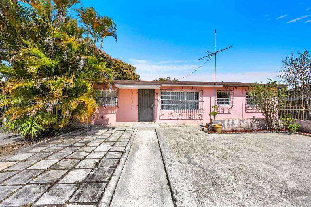 Unlock the potential of this Miami Gardens home filled with opportunity.