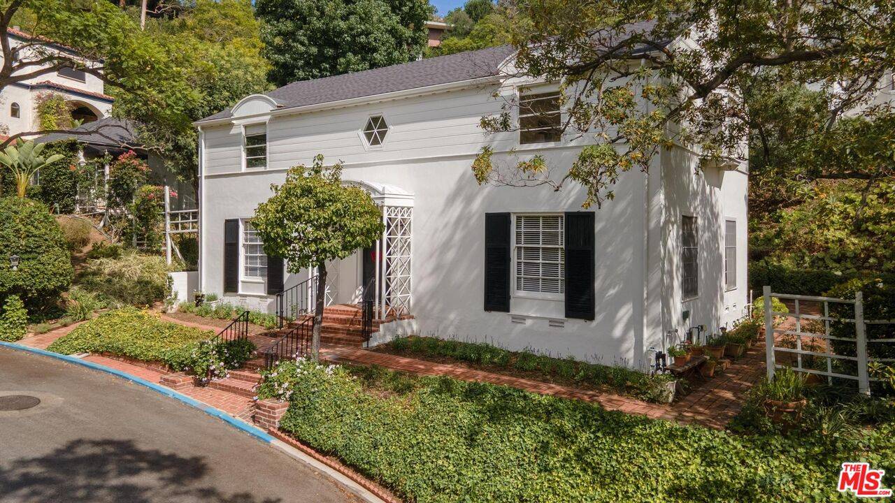 3270   Benda St 4BR Hollywood Hills East La
