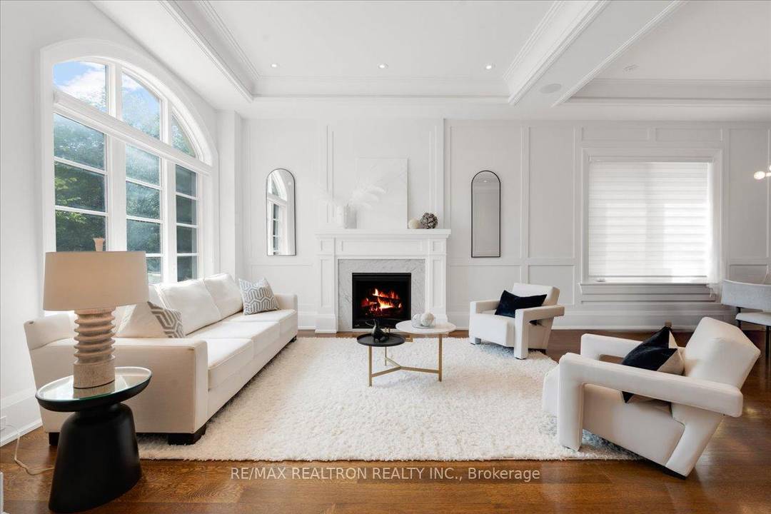 Welcome to 86 Princess Avenue, Willowdale East.