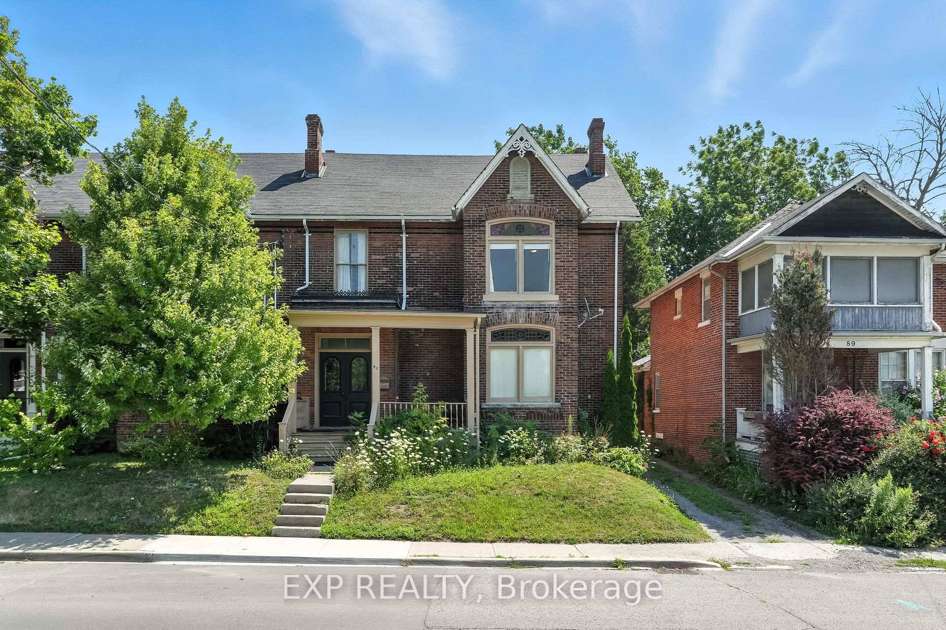 Rare opportunity with this phenomenal upper level unit available in this charming and charismatic Circa 1890 brick century home.