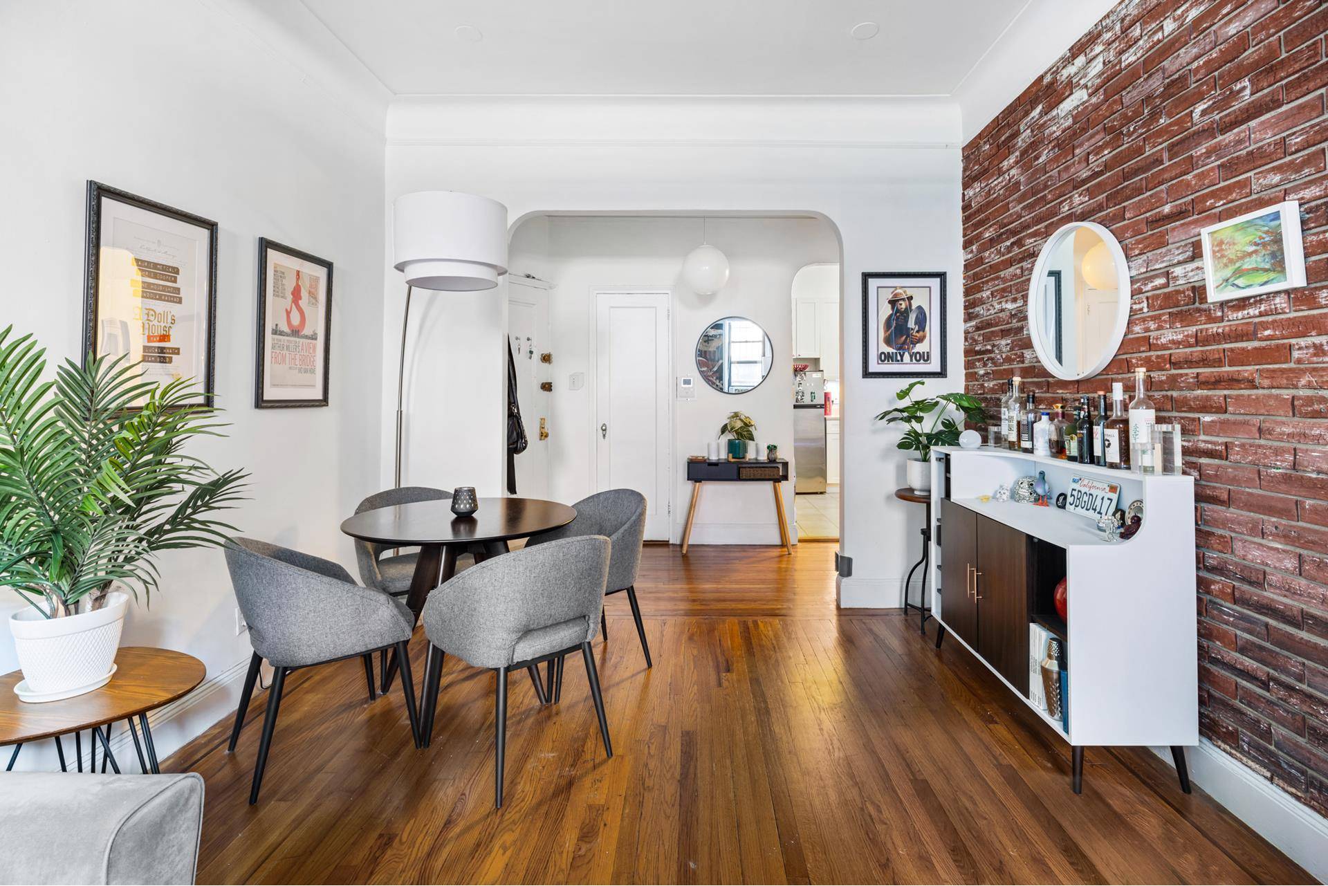 Application in. Rarely available amp ; charming, this beautiful and recently renovated 2 bedroom is pin drop quiet in the back and features a spaciously large master bedroom on one ...