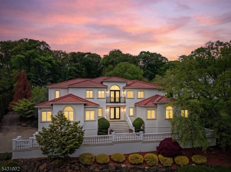 Mediterranean style villa in Totowas most desirable location, offering incredible views from every vantage point.