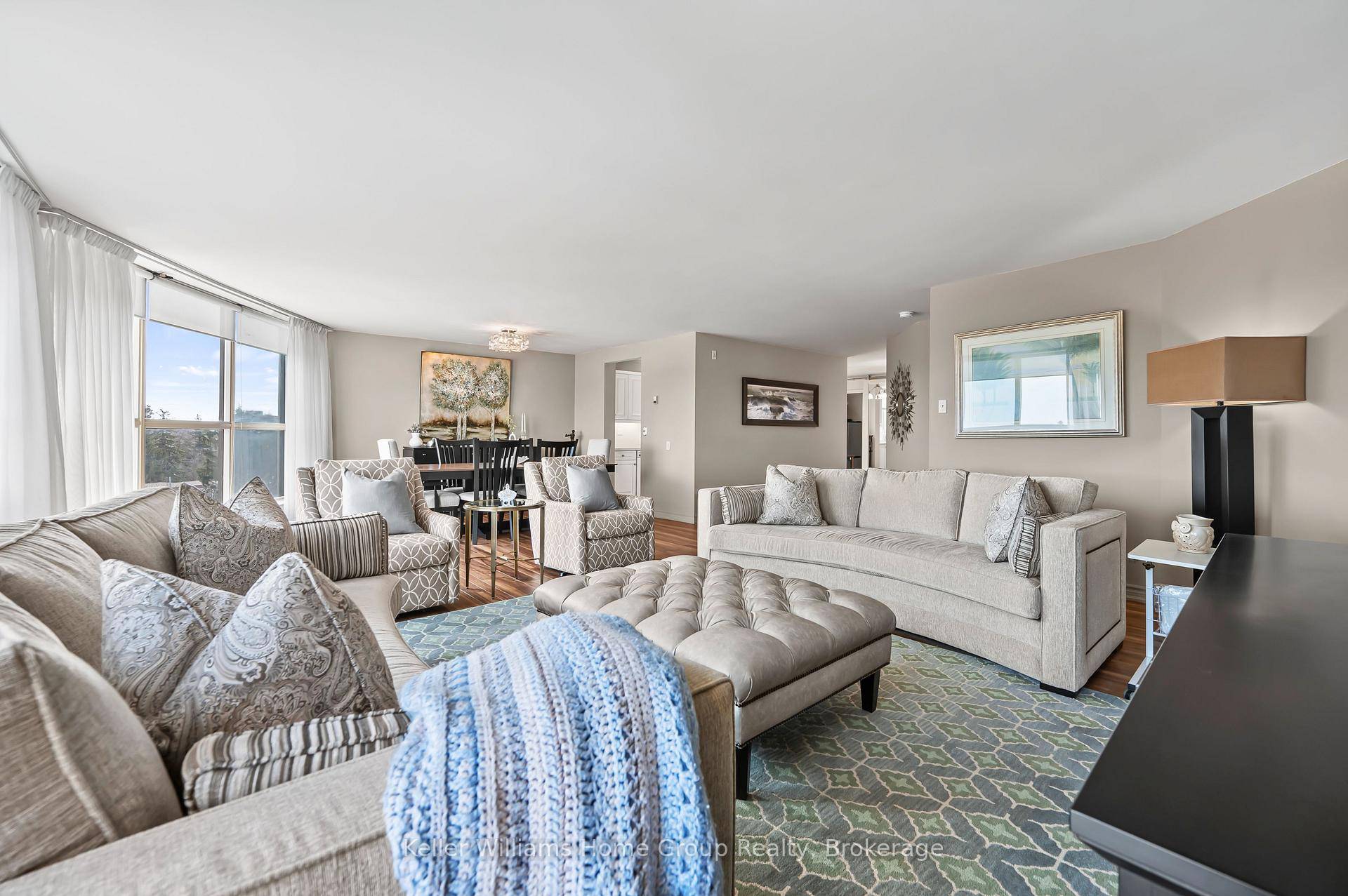 Welcome to 806 24 Marilyn Drive !