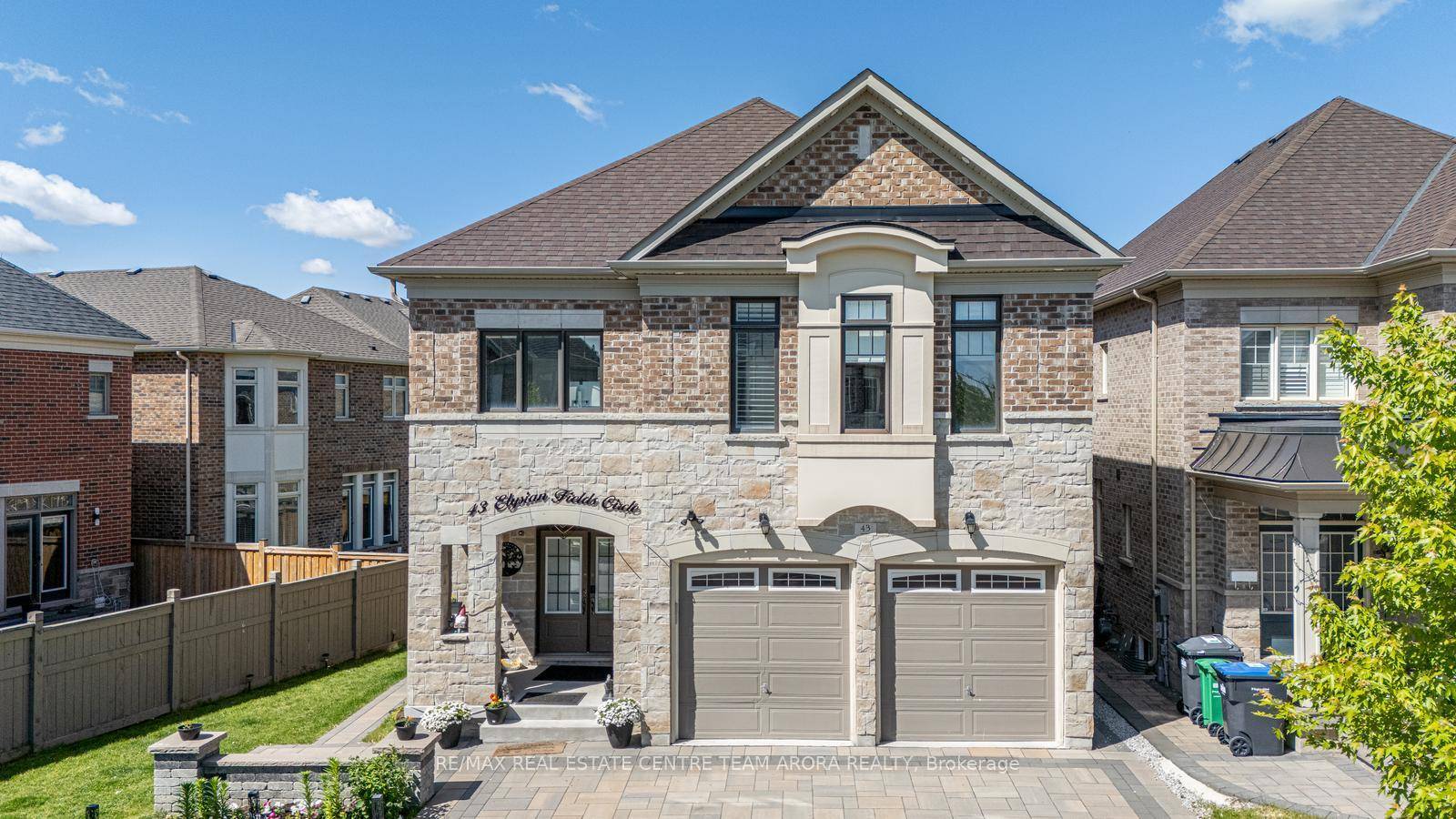 Welcome to this Exquisite 4 Bedroom Detached house nestled in the heart of the prestigious Bram West community of Brampton !