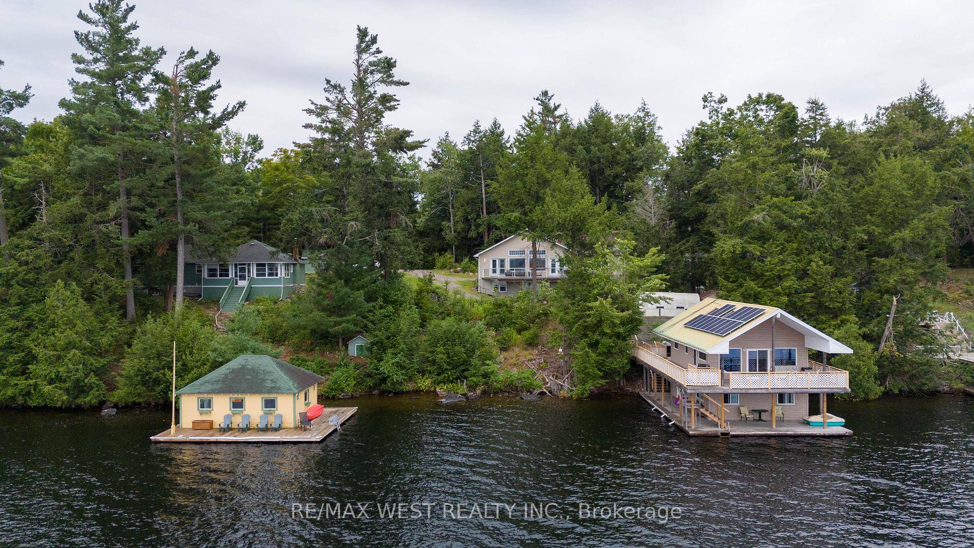 RESIDENTIAL x2 Separately Deeded Properties Located on the desired shores of Lake Muskoka, with shoreline access this exceptional family compound, offers an unparalleled waterfront lifestyle or a unique business opportunity ...