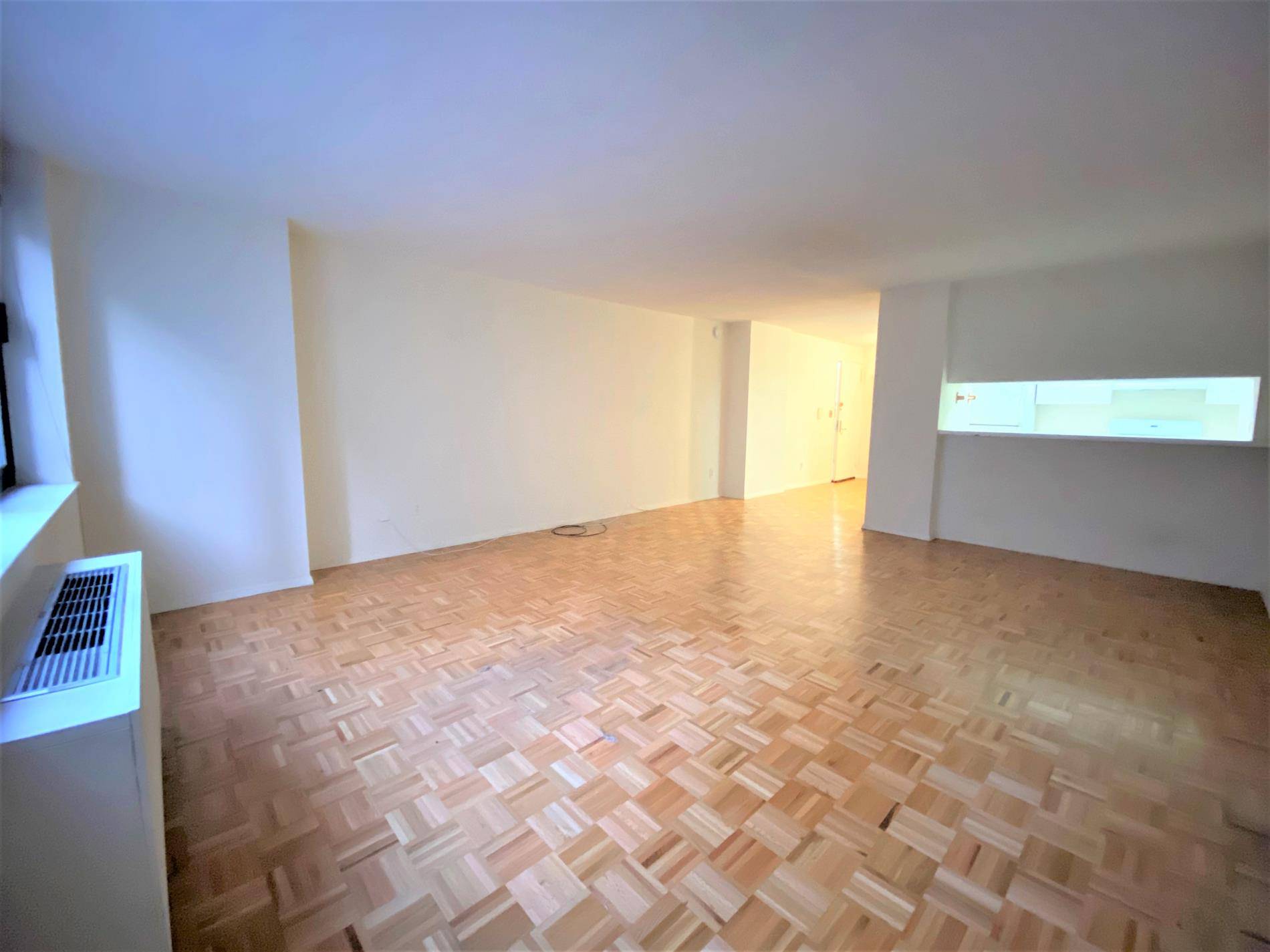 RARE DEAL MANHATTAN TRIBECA CONDO FOR SALE UNDER 1150 per square foot !