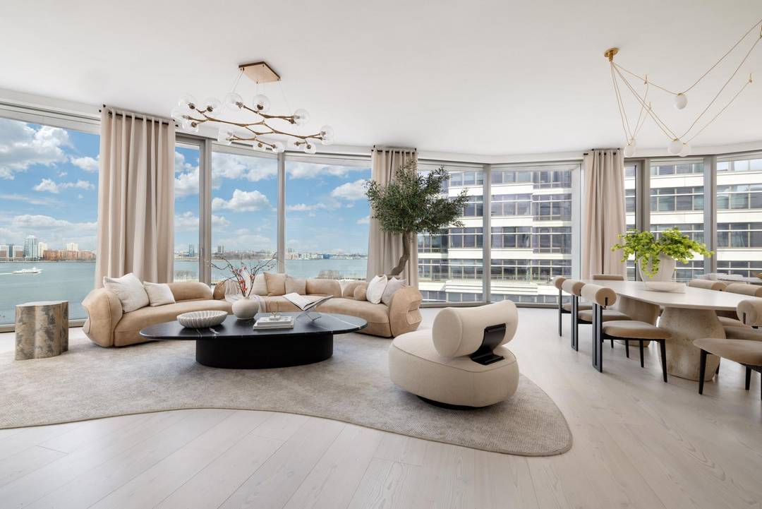 Residence North 10B at 160 Leroy Street is a timeless West Village masterpiece, accentuated by breathtaking sunsets across the expansive waterfront to the west.