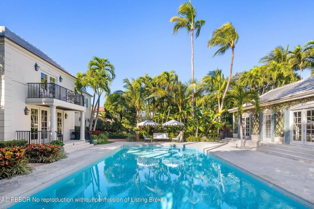 Stunning Estate Section residence set on an approximately 0.