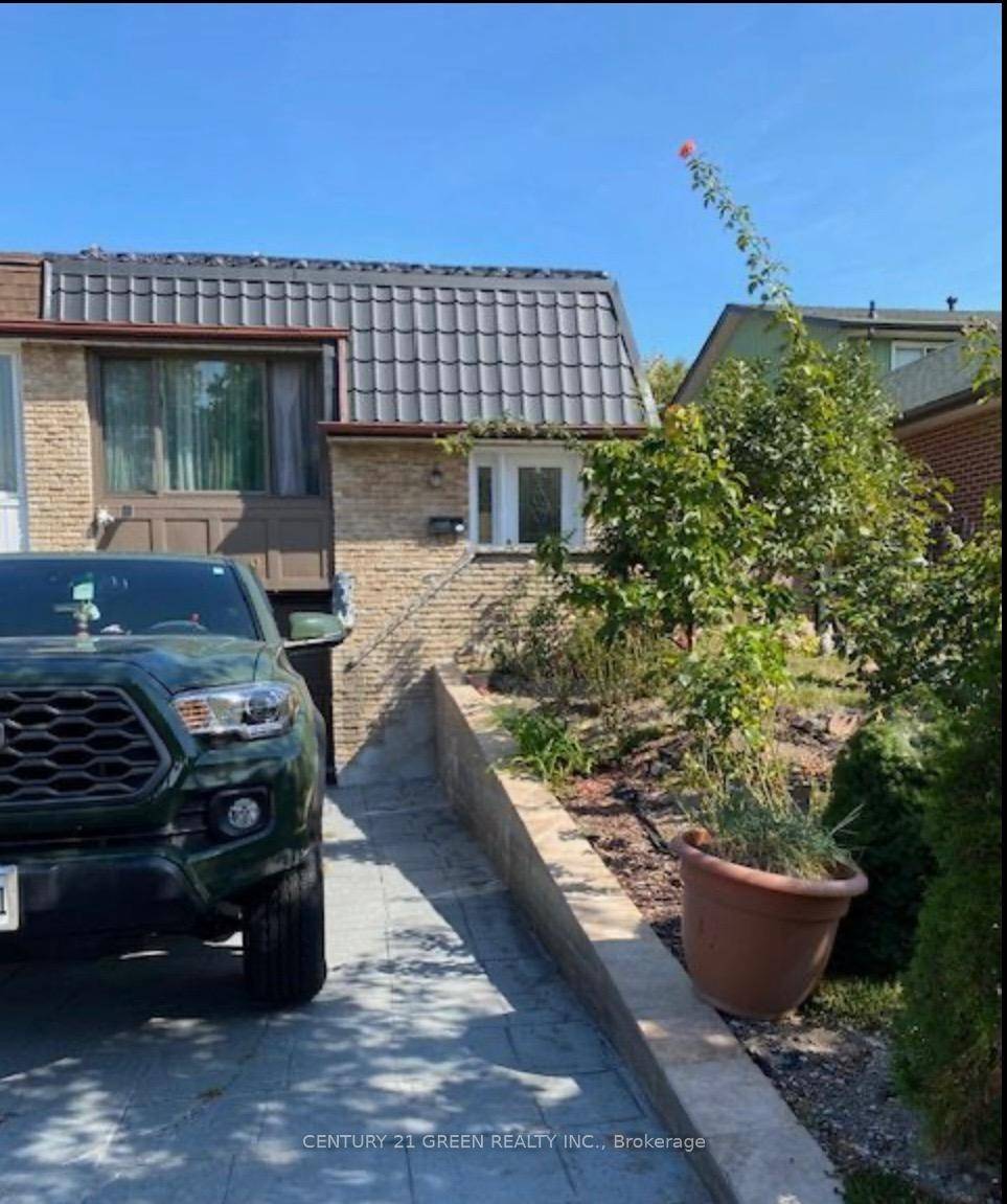 Check this out ! spacious 4 1 bedroom, plus small nook enough for office use, huge sun room walk out to gorgeous yard, lots of upgrades, metal roof, pot lights, ...