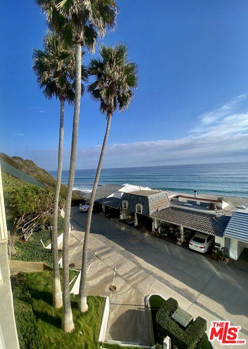11942   Whitewater Ln 2BR Malibu La