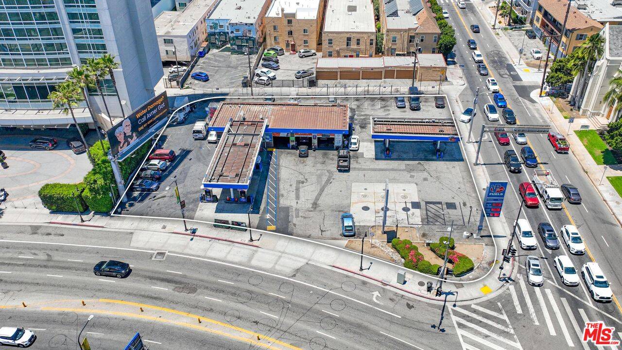1787 N Highland Ave Hollywood Hills East La