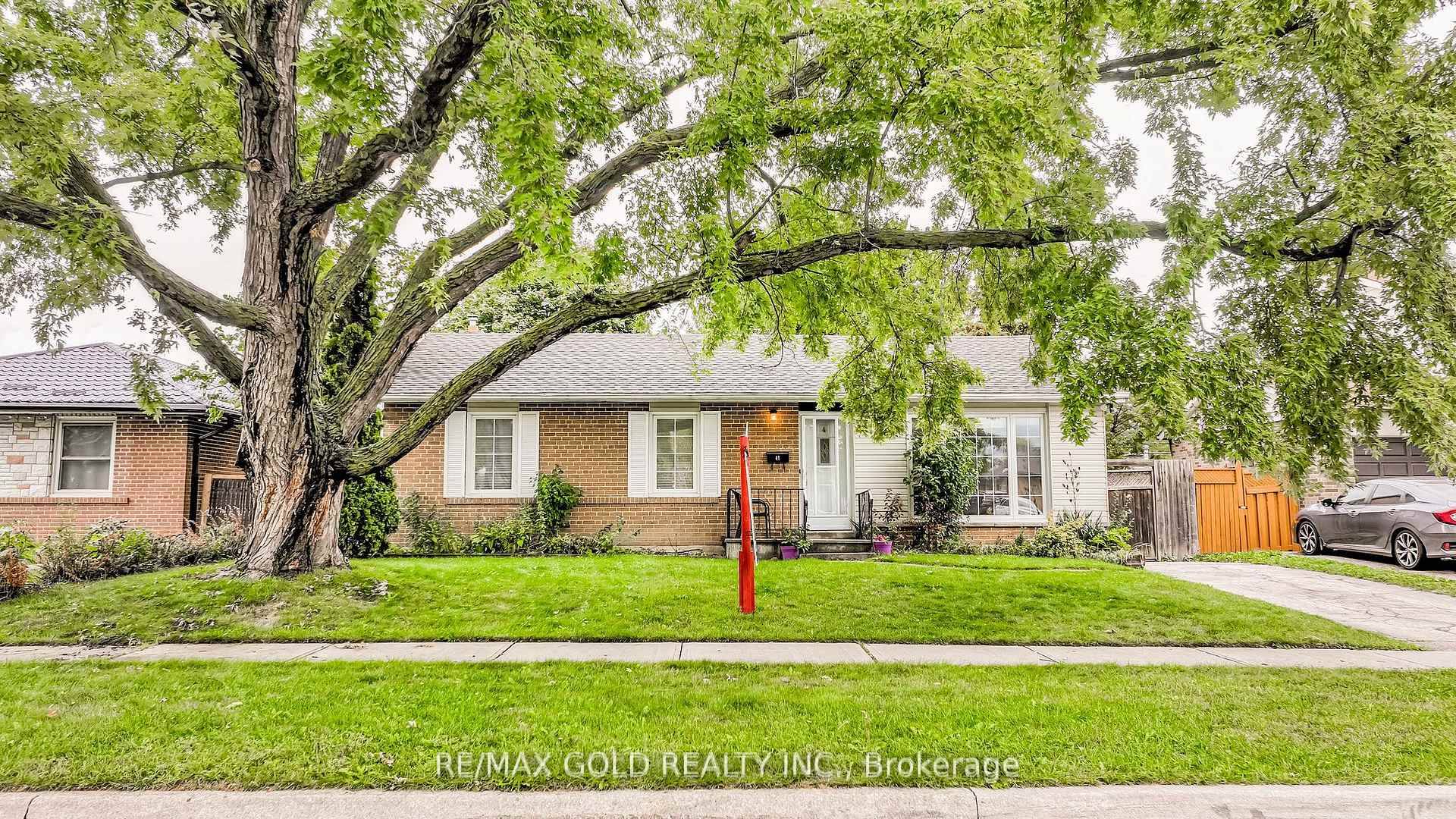 Welcome to 41 ABERDEEN CRES.