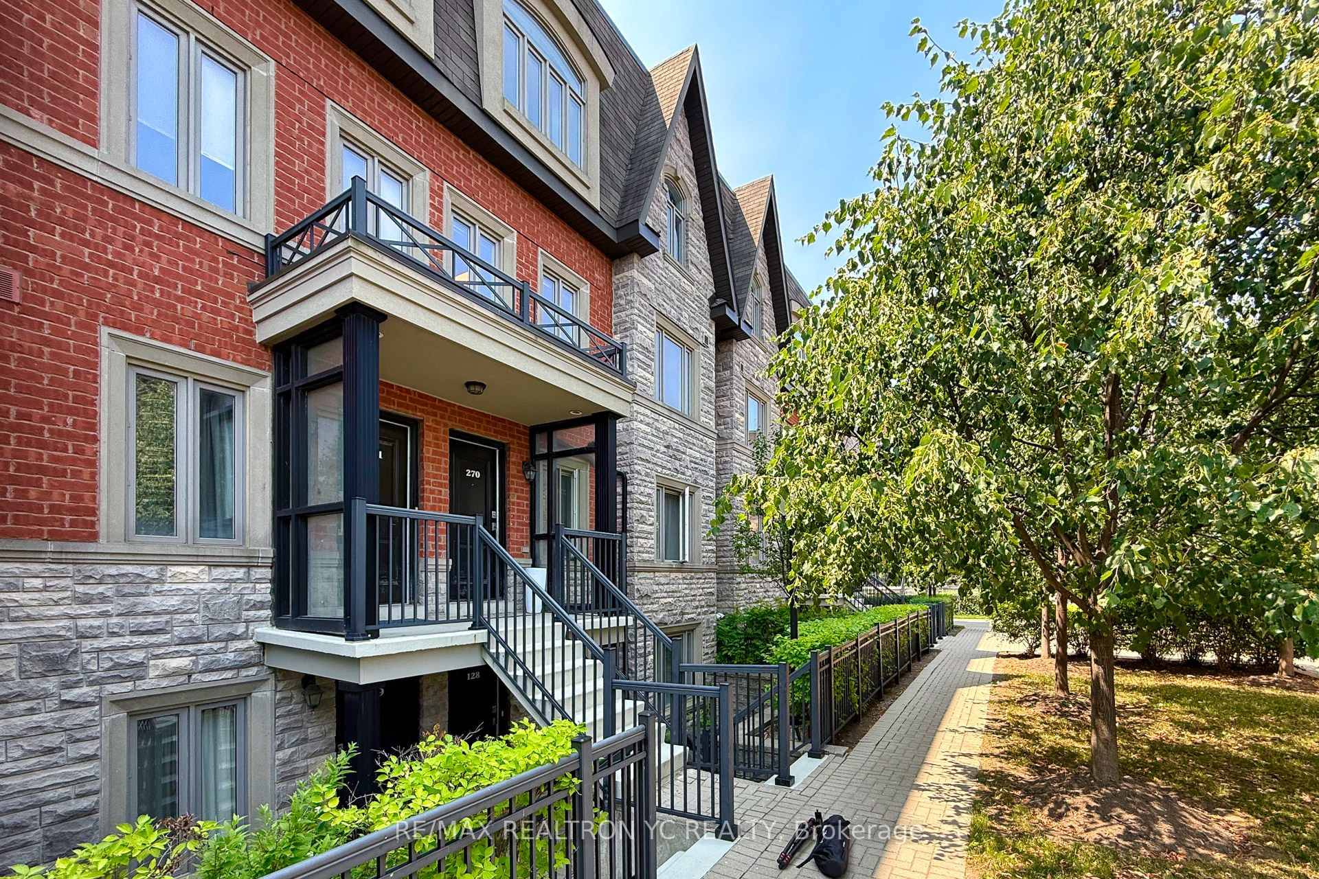 Welcome to this cozy yet sophisticated two storey condo townhouse, located in a prestigious neighbourhood.