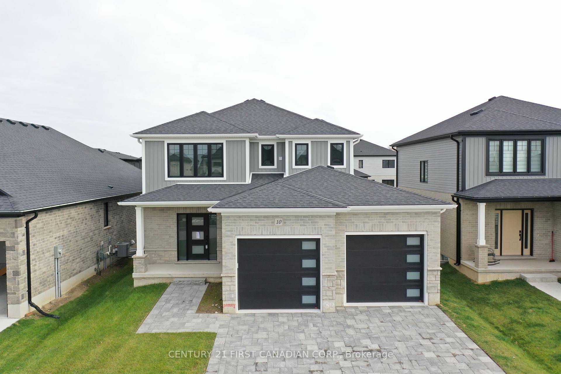 UNDER CONSTRUCTION Introducing The Richmond by Parry Homes a beautifully designed and thoughtfully crafted two storey home offers a seamless blend of timeless charm and contemporary finishes, perfect for families ...