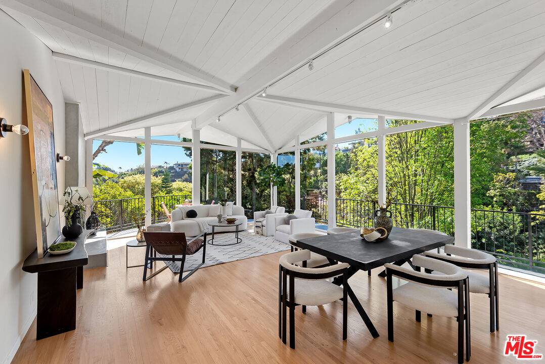 7229  Senalda Rd 3BR Hollywood Hills East La