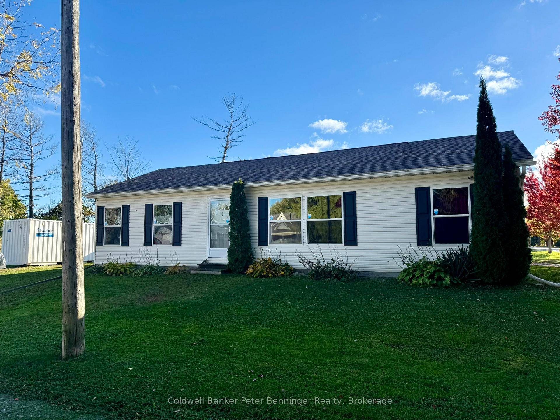 Great bungalow in the quiet village of Tiverton.