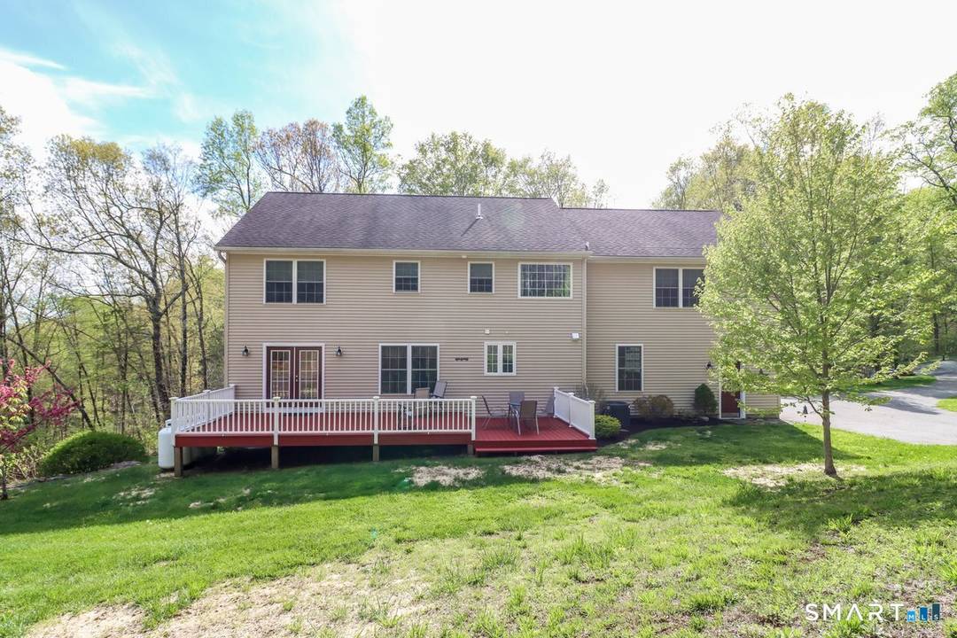 Immaculate 4 bedroom plus possible inlaw Farmhouse Colonial on 1.