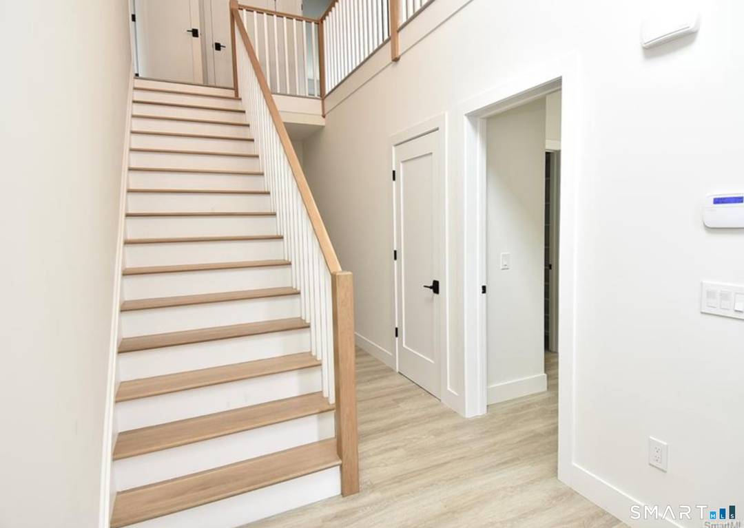 WELCOME TO UNIT 19 THE GRAND ARE YOU TIRED OF SEARCHING FOR YOUR NEXT GREAT RENTAL HOME ?