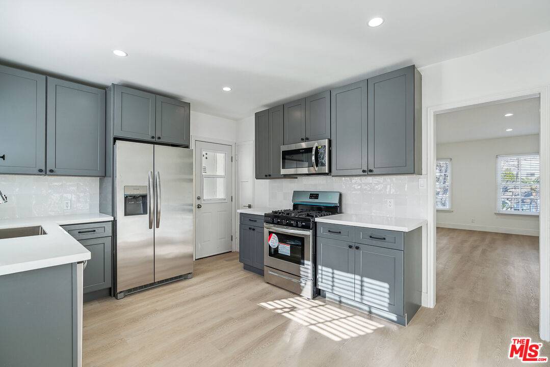 9222  Alden Dr Beverly Hills LA