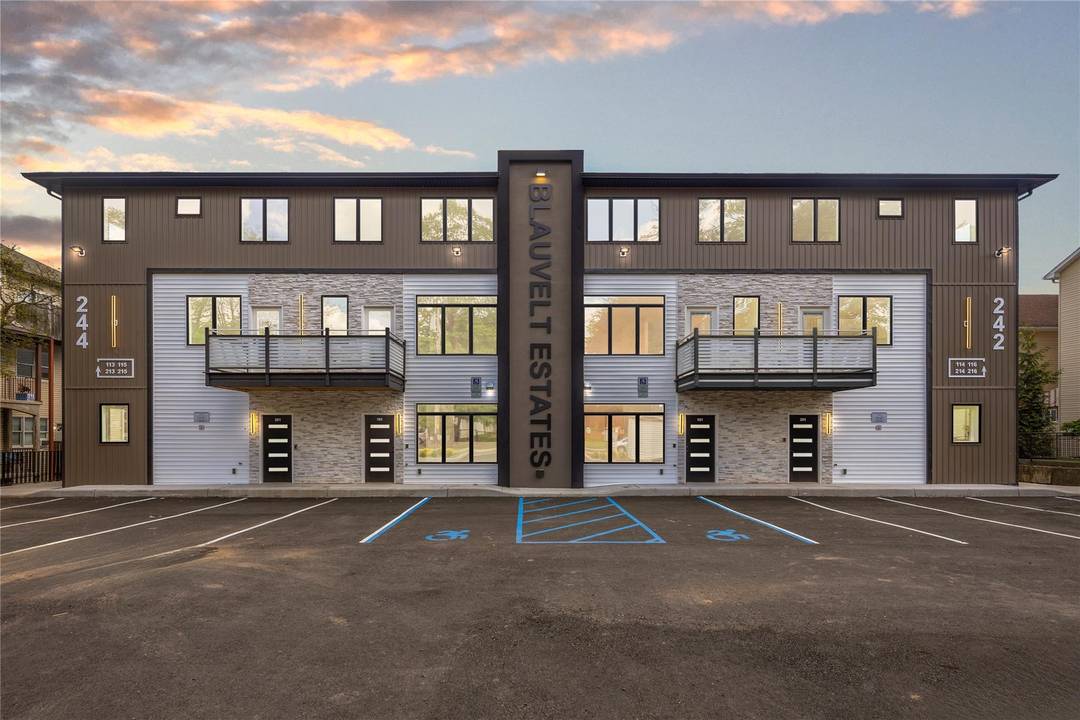 Welcome to 242 Blauvelt Road Where Space, Style amp ; Everyday Convenience Come Together.