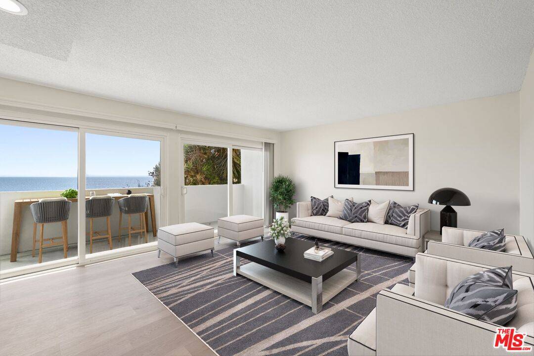 18004   Coastline Dr 2BR Malibu La