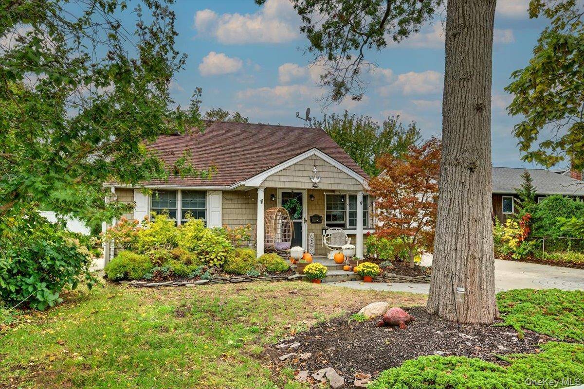 Looks can be deceiving ! This house looks small but it is mighty !