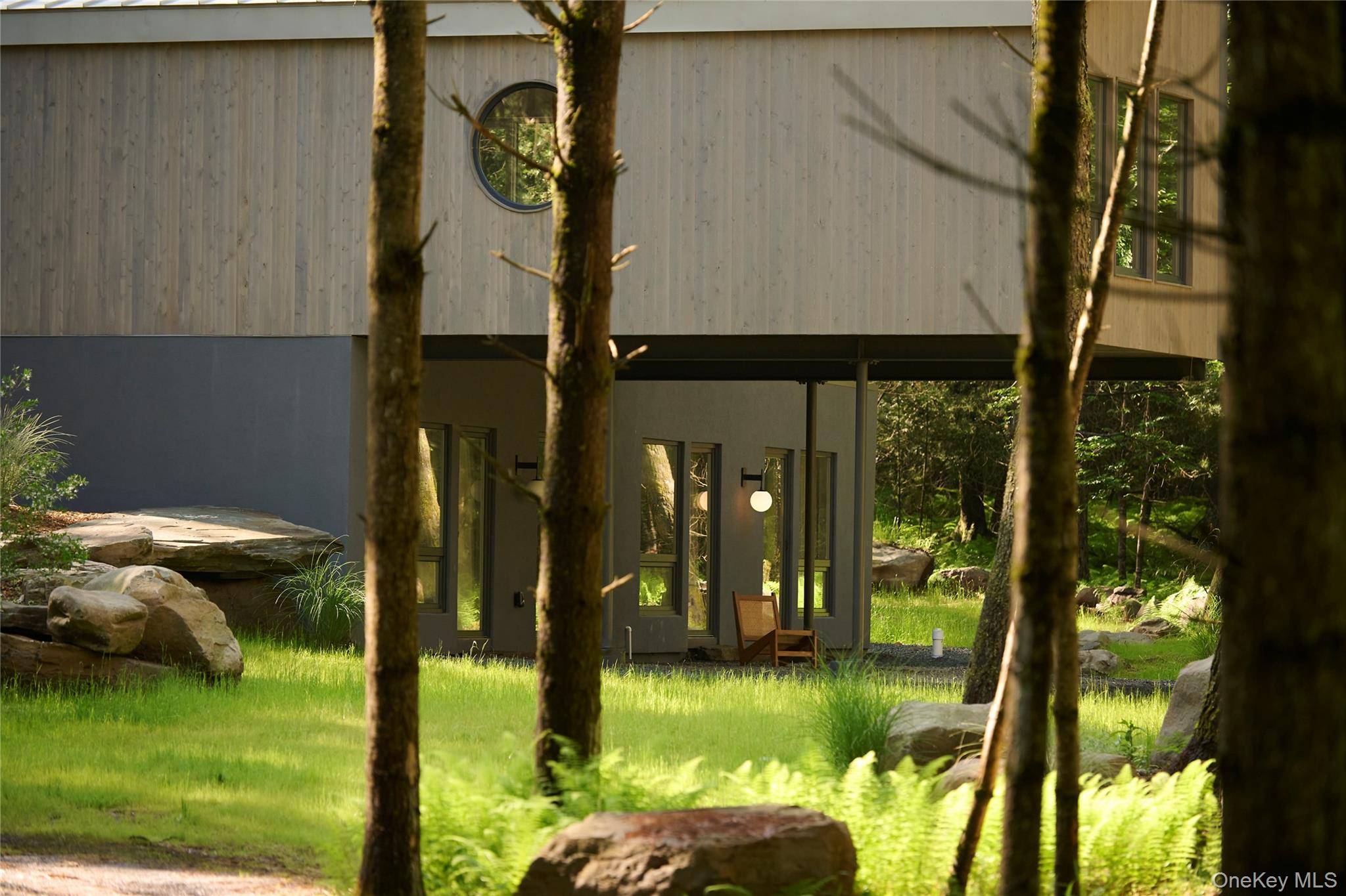 Tucked into a serene clearing just outside the heart of Narrowsburg, this one of a kind modern home is more than a weekend retreat it s a living, breathing work ...