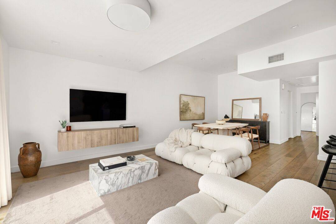 1433   14th St 2.0 Santa Monica LA