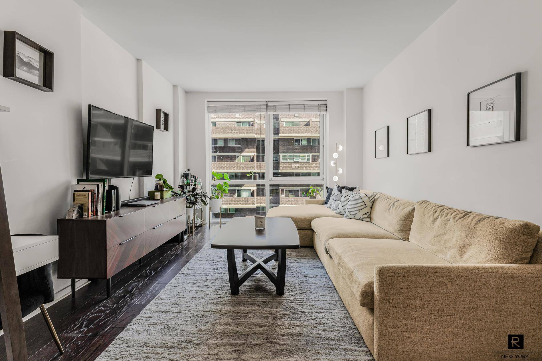FOR INVESTORS ONLY ! Welcome to Gramercy Starck, a modern, sun filled, well appointed one bedroom conveniently located in one of the best condominiums in Gramercy.