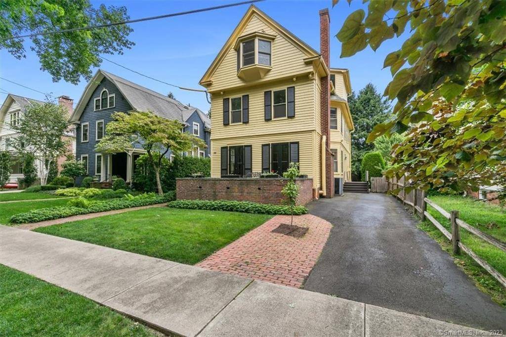 Rental Available August 25, 2026 June 15, 2027 An incredible East Rock opportunity.