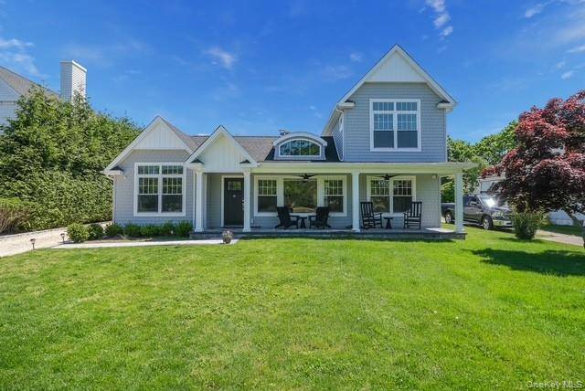 Renovated Coastal Retreat with En Suite Baths amp ; Stunning Water Views Experience North Fork bliss in this meticulously renovated beach house located in the heart of Cutchogue.