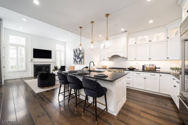 Experience elegant, low maintenance living at the Villas at Warren, a carriage style townhome community in prestigious Warren Township.