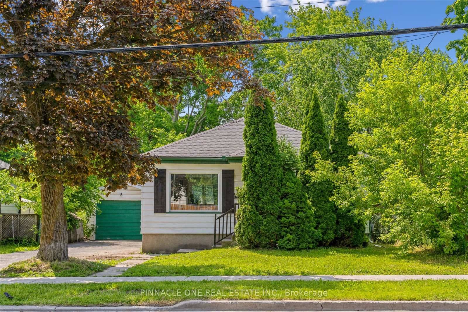 Welcome to this beautifully maintained 2 2 bedroom bungalow nestled in a quiet, family friendly neighbourhood in Peterborough.